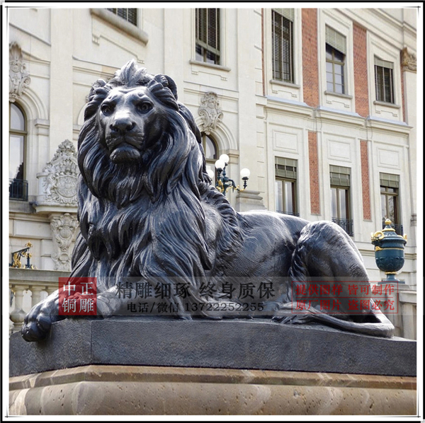 真實比例銅獅子