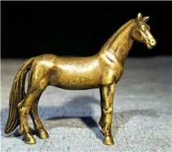 銅馬實(shí)心小擺件