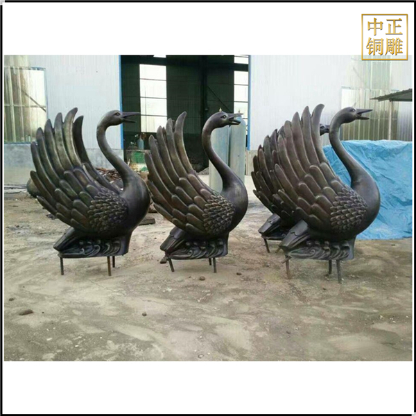 銅天鵝擺件鑄造