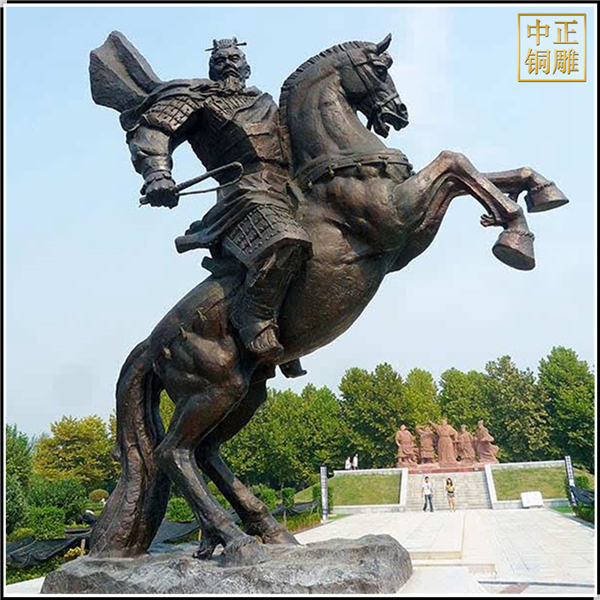 曹操騎馬銅雕塑