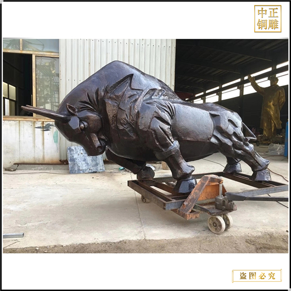 戶(hù)外商場(chǎng)牛年吉祥動(dòng)物雕塑擺件