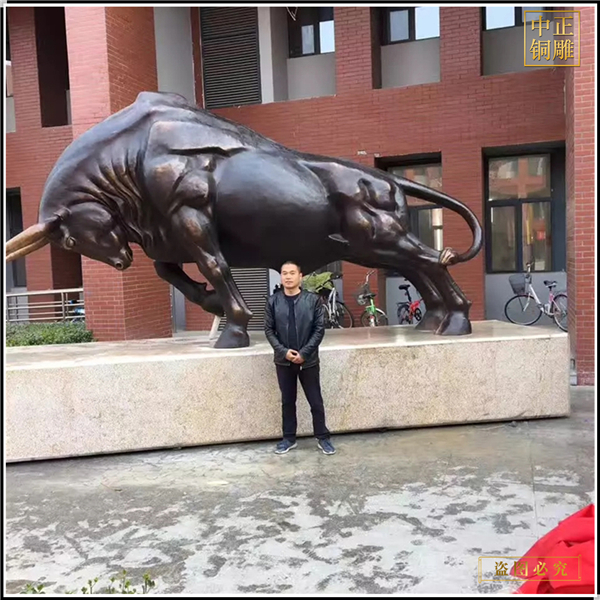 銅牛雕塑擺件價(jià)格