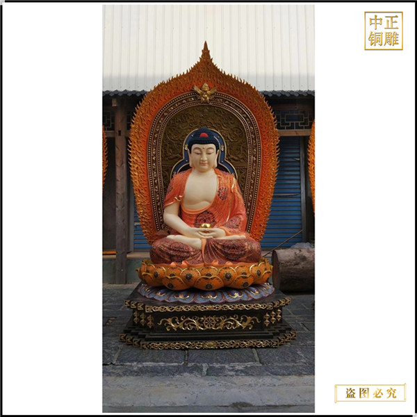 彩繪帶背光釋迦牟尼佛像